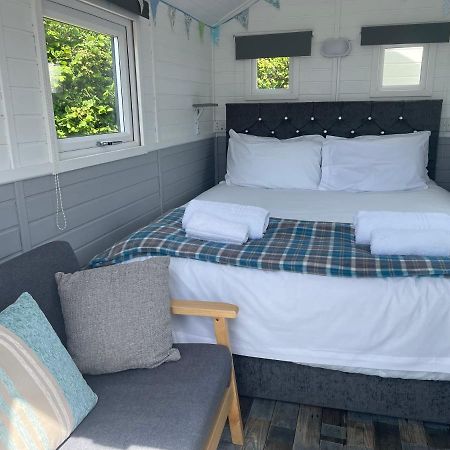 Estuary View - Cosy Shepherds Hut Кингсбридж Экстерьер фото